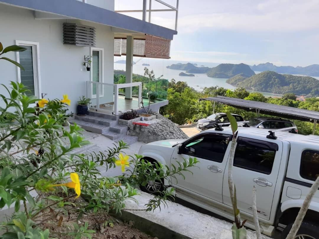 Veranda Nautica Kuah Exterior photo
